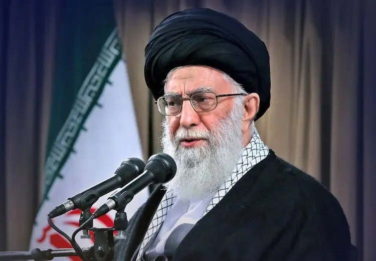 تجلیل رهبر انقلاب از اجتماعات حماسی ملت ایران 