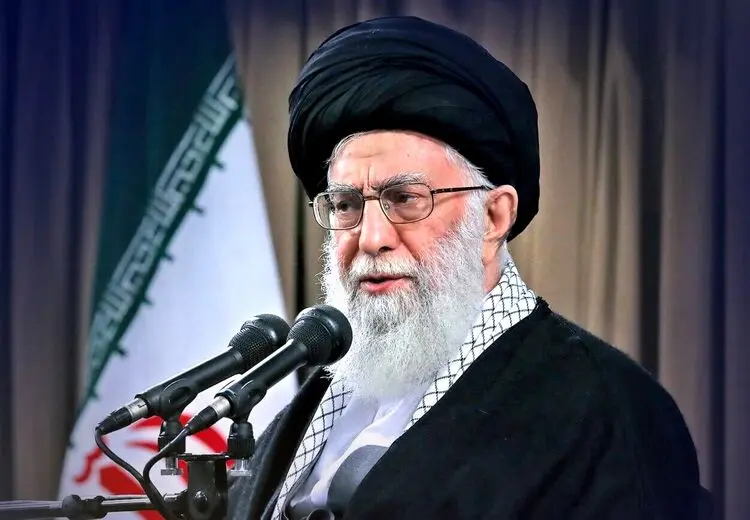 تجلیل رهبر انقلاب از اجتماعات حماسی ملت ایران 