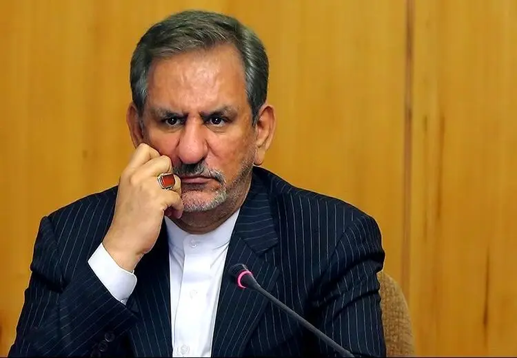 نگرانی رسانه دولت از رقابت جهانگیری با رییسی در انتخابات ریاست جمهوری آینده