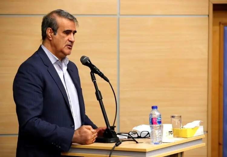 قنبرزاده: مشکل بازیکنان سپاهان حل شد