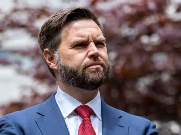 معاون ترامپ: هرگونه اقدام نظامی احتمالی، محدود و هدفمند خواهد بود