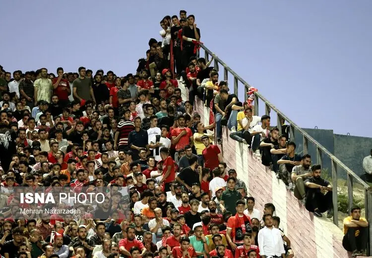 متن و حاشیه دیدار تراکتور و پرسپولیس