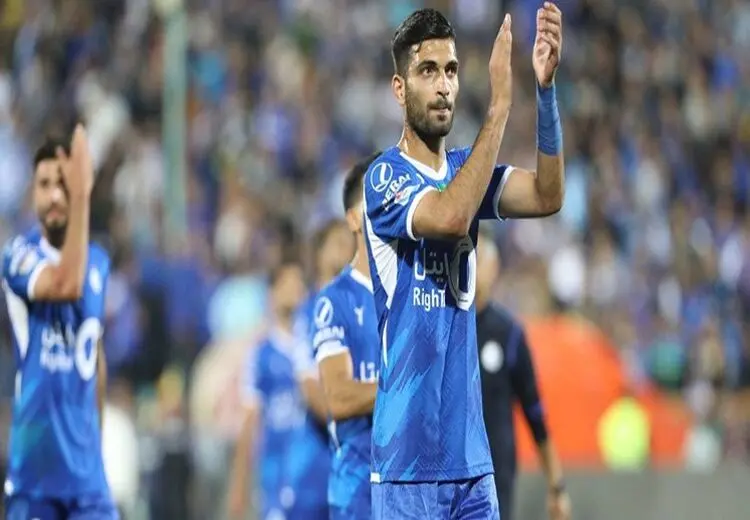 هافبک استقلال از بازی بعدی محروم است ؟