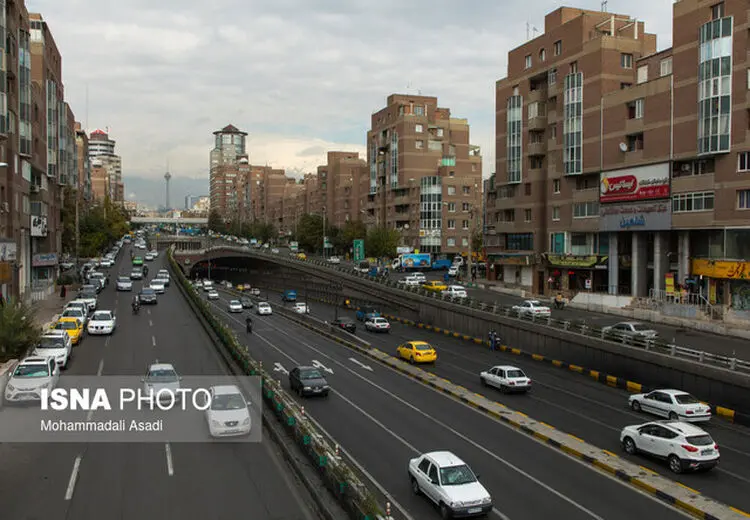 ادامه روند کاهش نسبی دما در تهران تا شنبه