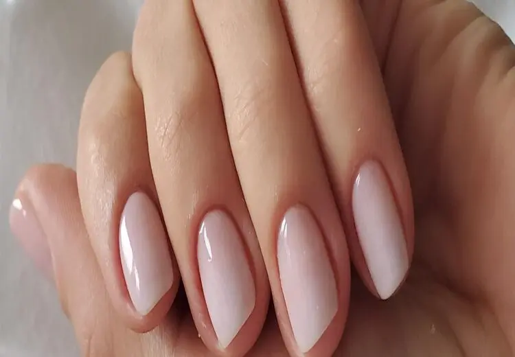 ژل مانیکور برای سلامت ناخن مضر است؟
