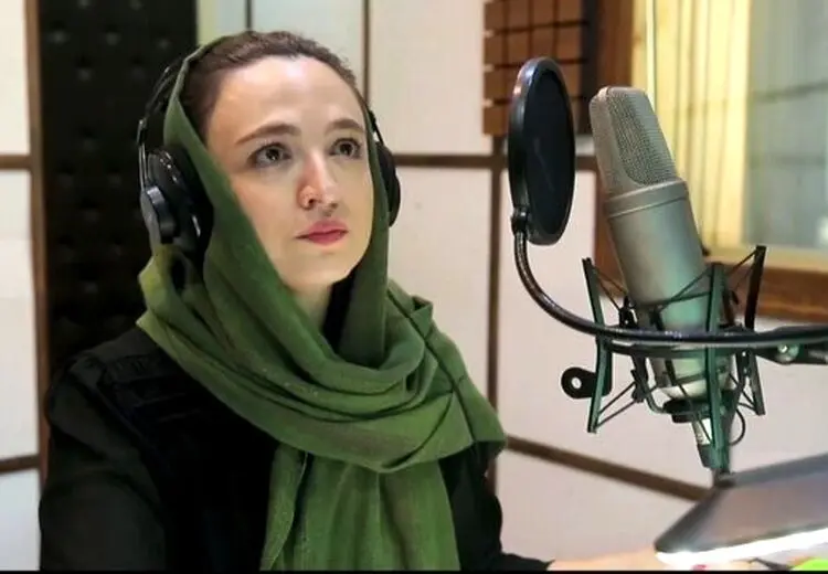 گلاره عباسی: من به ایران خیانت نمی‌کنم