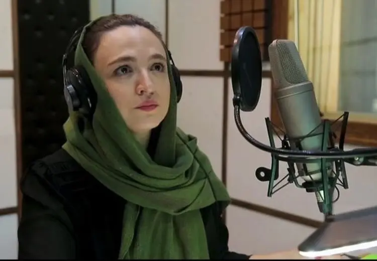 گلاره عباسی: من به ایران خیانت نمی‌کنم