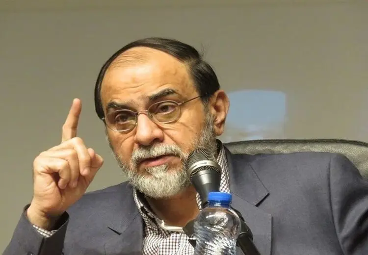 رحیم‌پور ازغدی: با زنان زیبایی که اهل فرزندآوری نیستند ازدواج نکنید