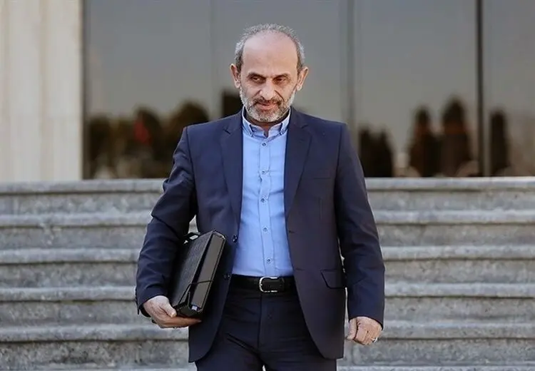 رییس صدا و سیما پس از توبیخ ناچار به عذرخواهی از وزیر بهداشت روحانی شد!