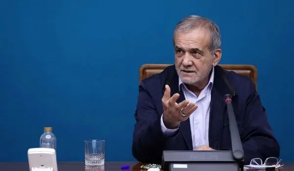  واکنش پزشکیان به حواشی ماراتن کیش: مردم با انبوه مشکلات مواجه هستند اما به محض اینکه یک ناهنجاری کوچک در جایی مشاهده شود، عده‌ای فریاد «وا اسلاما» سر می‌دهند