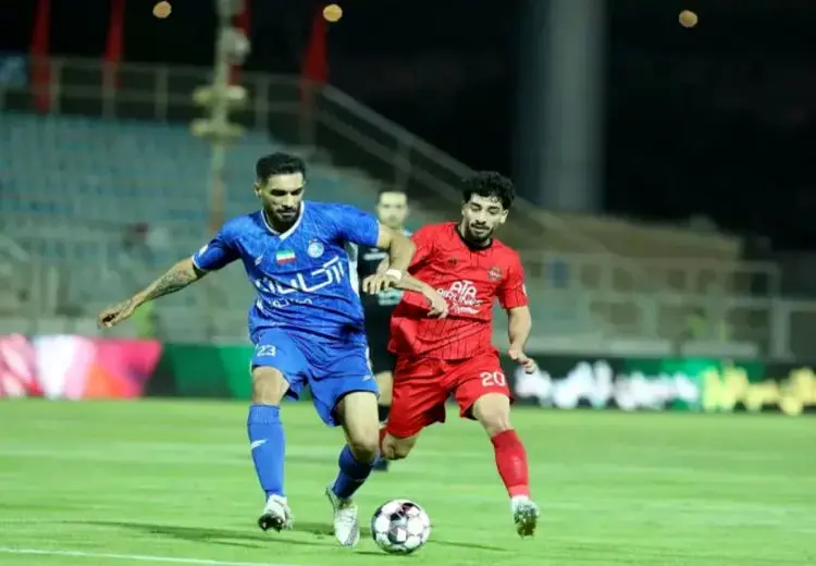 جلسه ویژه برای بررسی تعویق استقلال- تراکتور