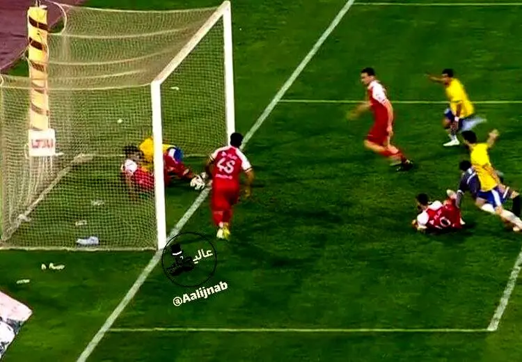 عکس‌هایی از لحظه فریزشده گل دوم صنعت نفت به پرسپولیس