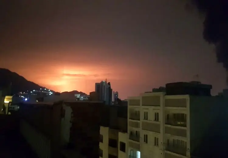 حمله اسراییل به 3 انبار نفت ایران + عکس و فیلم