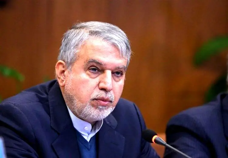 صالحی‌امیری: زنان حق دارند از امکانات پیست اتومبیلرانی و موتورسواری مجموعه آزادی هم‌سطح مردان استفاده کنند