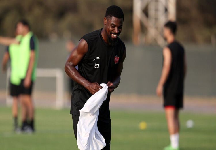 ۵۷ هزار ویروس فعال هپاتیت در بدن ستاره پرسپولیس وجود دارد!