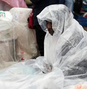 مردم هائیتی پس از طوفان ملیسا