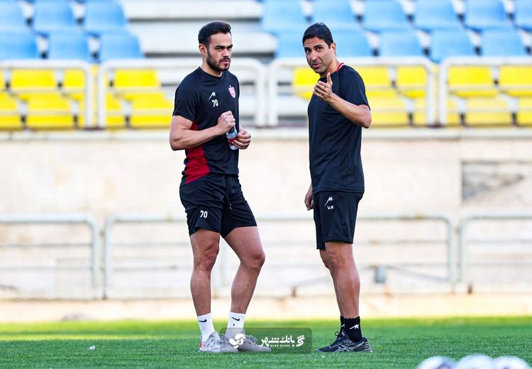 حضور اورونوف در تمرین پرسپولیس + عکس