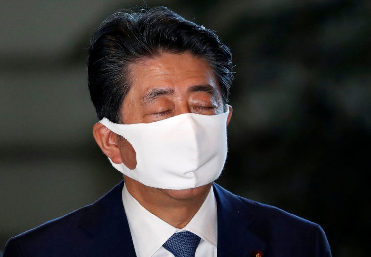 علت استعفای نخست وزیر ژاپن چه بود؟