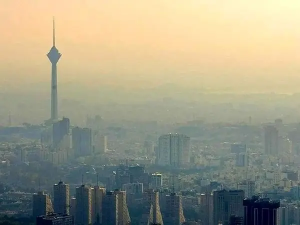 نم نم باران افاقه نکرد/ هوای تهران همچنان در وضعیت قرمز