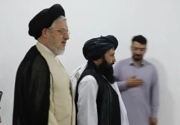  انتقاد تند روزنامه جمهوری اسلامی از دیدار مقامات حوزوی ایران با وزیر فرهنگ طالبان/ چرا با نماد اسلام متحجر ملاقات کردید؟
