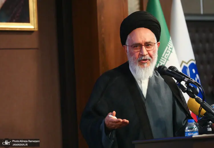 محقق داماد: دکتر شفیعی‌کدکنی مفاخر ادبی ایران است؛ چه کسی باور می‌کند کتاب ایشان با مشکل مواجه شود؟
