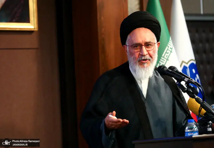  محقق داماد: دکتر شفیعی‌کدکنی مفاخر ادبی ایران است؛ چه کسی باور می‌کند کتاب ایشان با مشکل مواجه شود؟