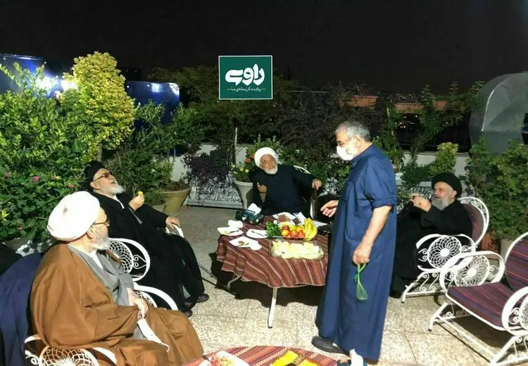 توضیح پسر کروبی درباره خروج موقت پدرش از حصر + عکس