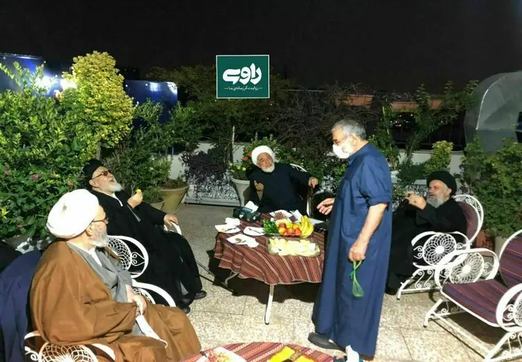 توضیح پسر کروبی درباره خروج موقت پدرش از حصر + عکس