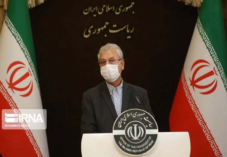 سخنگوی دولت: هیچ اجباری در مدرسه‌رفتن وجود ندارد/ جامعه را پادگانی اداره نمی کنیم چه برسد به مدرسه