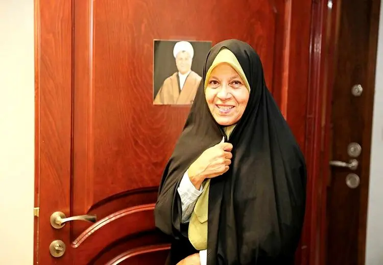 فائزه هاشمی: خانواده هاشمی هایپرند/ ممنوع‌الهمه‌چیزم/ روحانی دور دوم متفاوت شد/ به اصلاحات خوش‌بینم؛ به اصلاح‌طلبان نه
