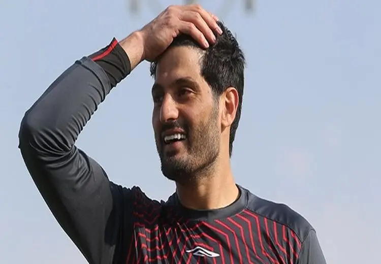 دروازه‌بان سابق تیم ملی زمان خداحافظی‌اش از فوتبال را اعلام کرد
