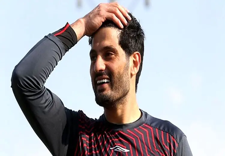 دروازه‌بان سابق تیم ملی زمان خداحافظی‌اش از فوتبال را اعلام کرد