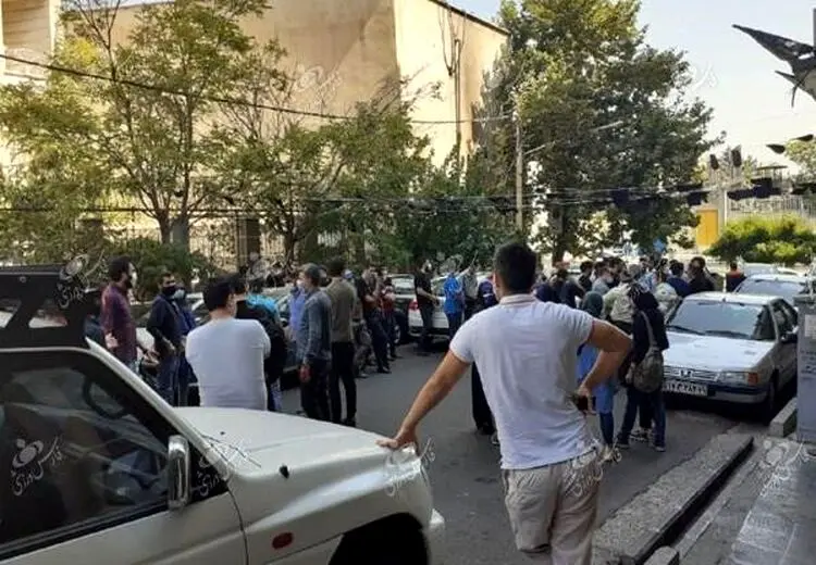 تجمع هواداران استقلال بعد از حرف‌های جنجالی استراماچونی + عکس