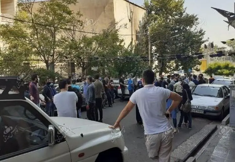 تجمع هواداران استقلال بعد از حرف‌های جنجالی استراماچونی + عکس