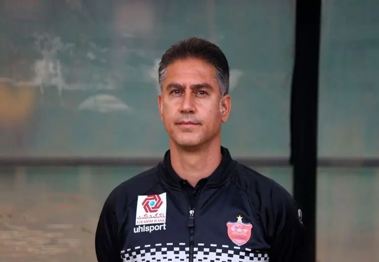  سرمربی پرسپولیسی در آستانه نشستن روی نیمکت پیکان