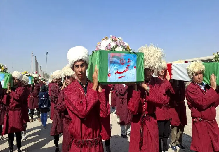 پیکر مطهر ۴۶ شهید هشت سال دفاع مقدس از شلمچه به کشور بازگشت