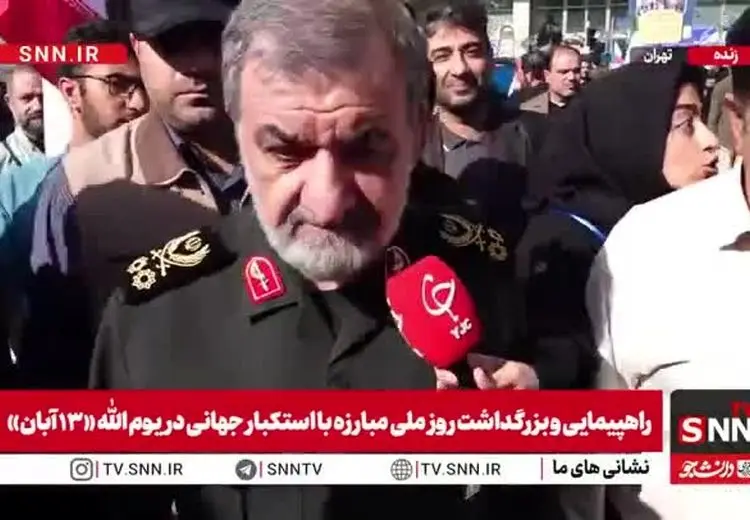 محسن رضایی: آمریکایی‌ها و صهیونیست‌ها مثل سگ‌های هار هستند که وقتی می ترسند عوعو می‌کنند 