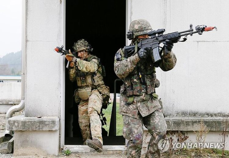 رزمایش نظامی بزرگ کره جنوبی و انگلیس