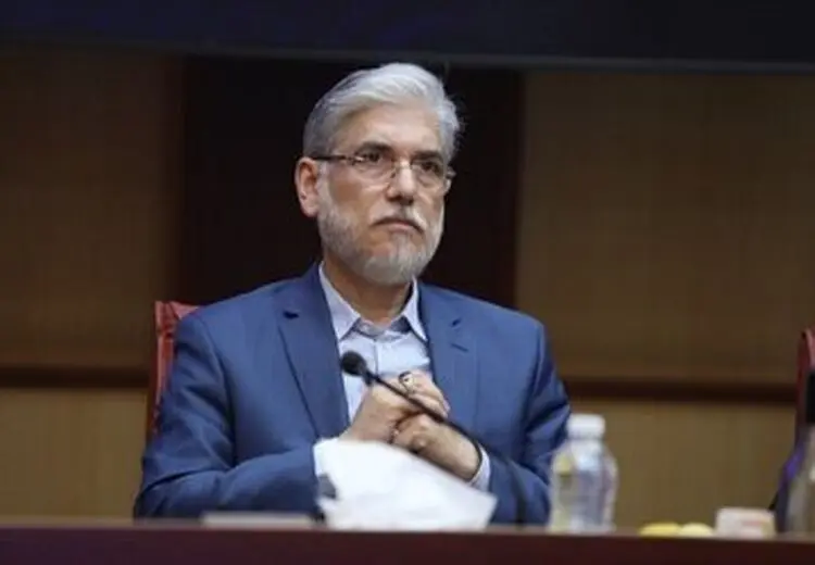 وزیر علوم: هیچ شهروند ایرانی توهین به نمادهای ملی را نمی‌پذیرد