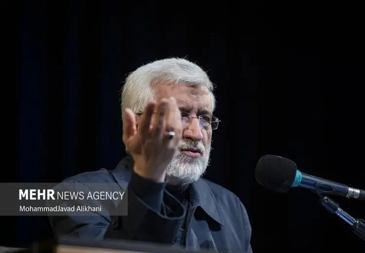 واکنش جلیلی به سخنان ظریف در داووس: عرصه سیاست خارجی رمانتیک نیست!