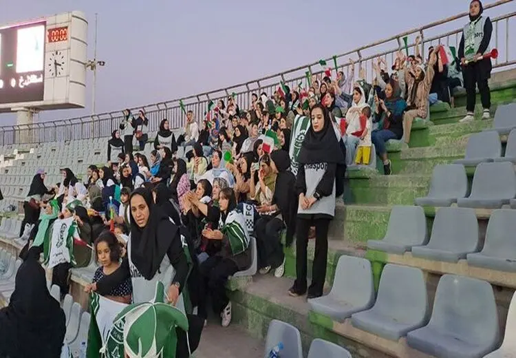 رجائیان: زنان جو زیبایی را در ورزشگاه ایجاد کردند