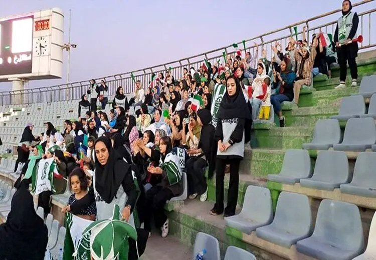 رجائیان: زنان جو زیبایی را در ورزشگاه ایجاد کردند