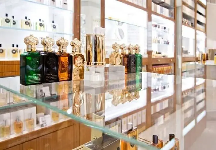 ممنوعیت واردات، باعث رونق قاچاق عطرهای تقلبی شده