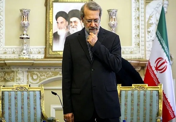 علی لاریجانی خادم زائران اربعین شد+عکس