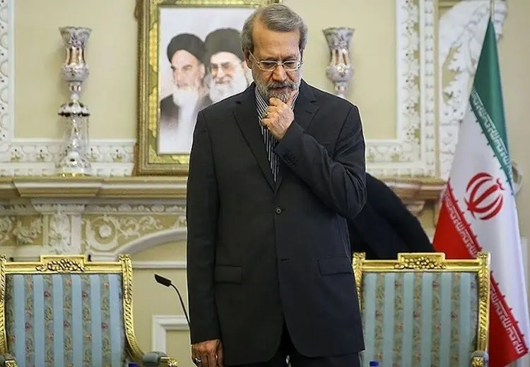 علی لاریجانی خادم زائران اربعین شد+عکس