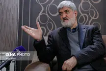 علی مطهری: نفتی به ترامپ می‌دهیم که دودمانش را بسوزاند