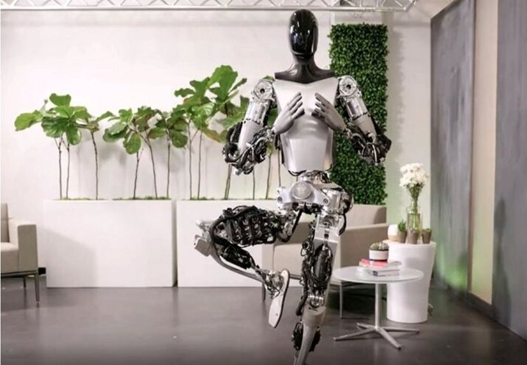 ویدیویی ترسناک از کارخانه ساخت ربات انسان نما در چین!