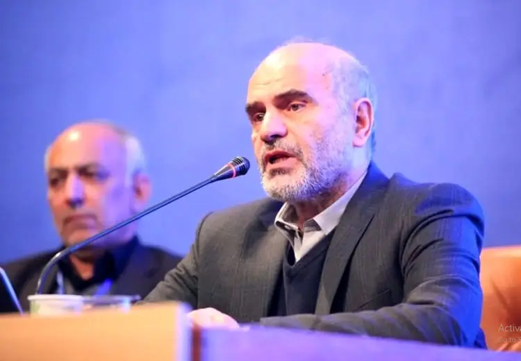 آلودگی هوا اقتصاددان معروف را راهی بیمارستان کرد