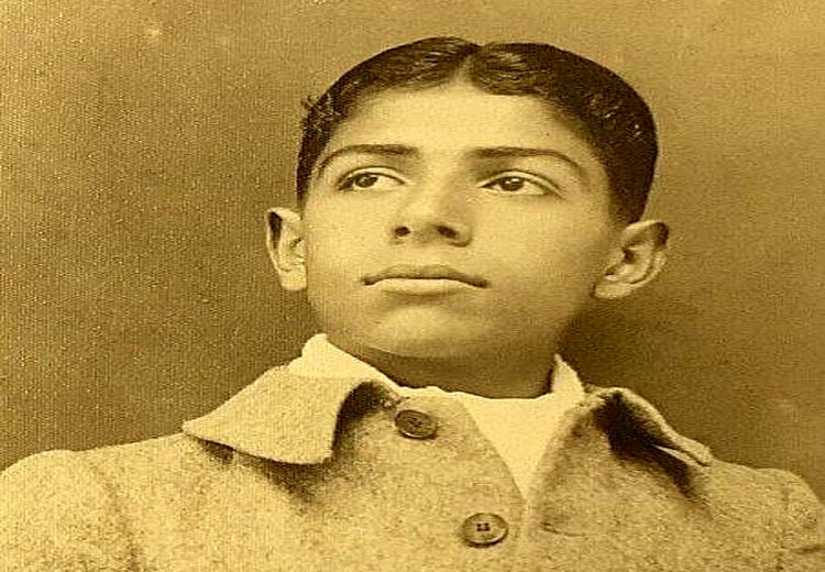 عکس و دست‌نوشته ابراهیم گلستان در ۱۵ سالگی