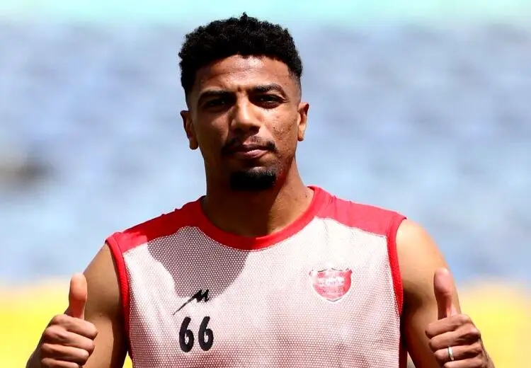 غیبت مدافع پرسپولیس در بازی سپاهان